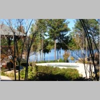 LakeClub2_pool.JPG